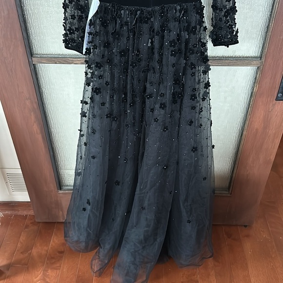 Mac Duggal 67502D Floral Appliques V-Neck Dress size 6 NEW $798 - Picture 10 of 11